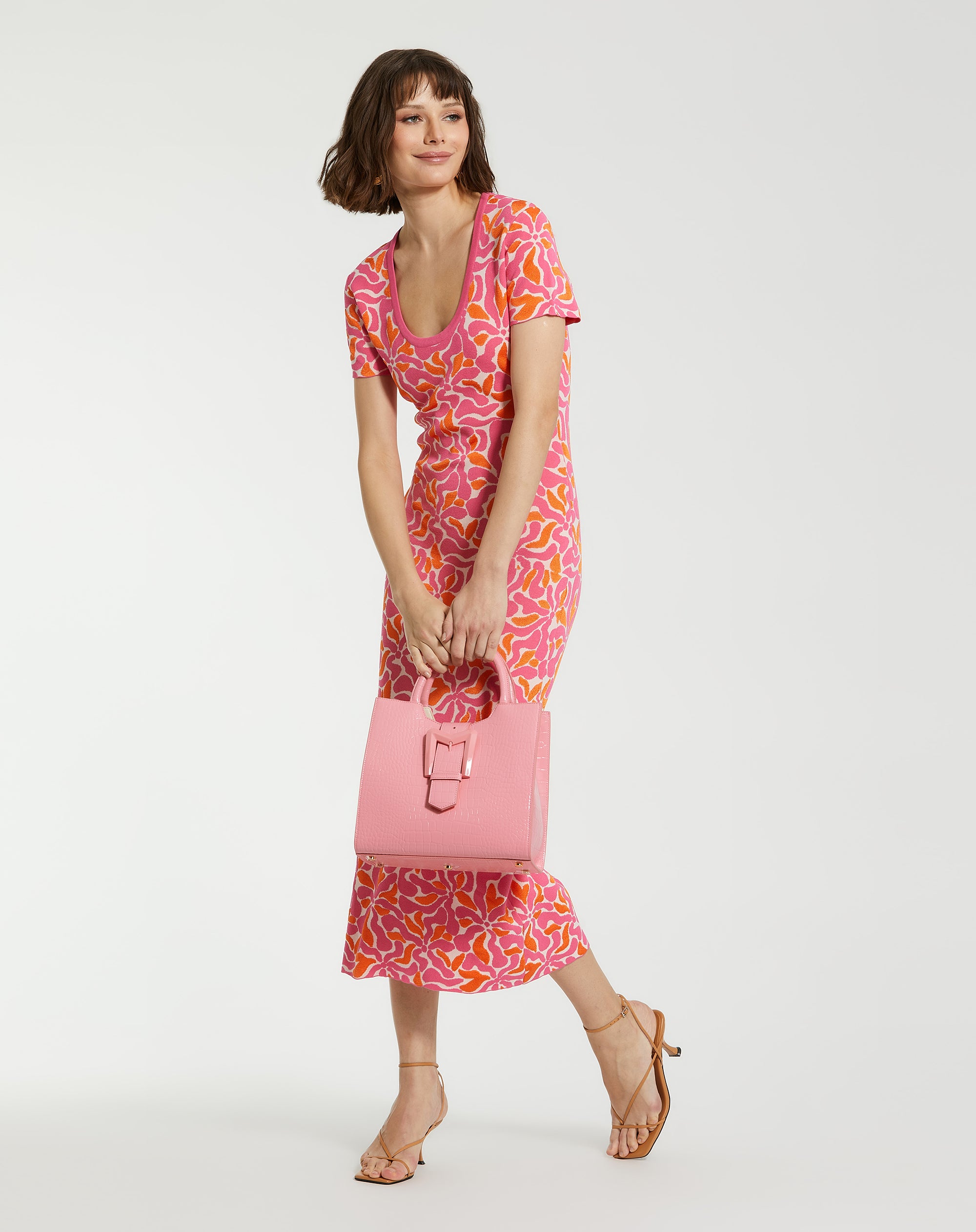Shop Short Sleeve Scoop Neck Floral Knit Maxi Dress Online